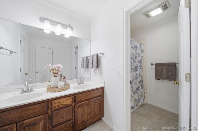 6511 E 83rd Place, Tulsa, OK 74133