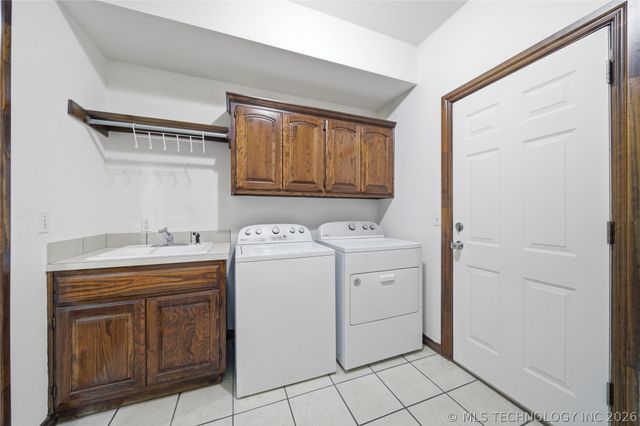 6511 E 83rd Place, Tulsa, OK 74133