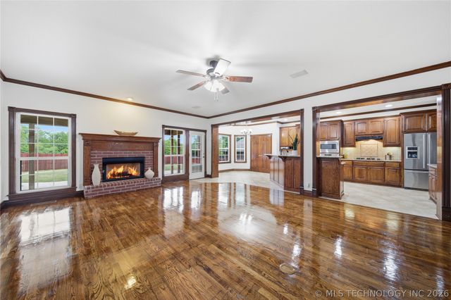 6511 E 83rd Place, Tulsa, OK 74133