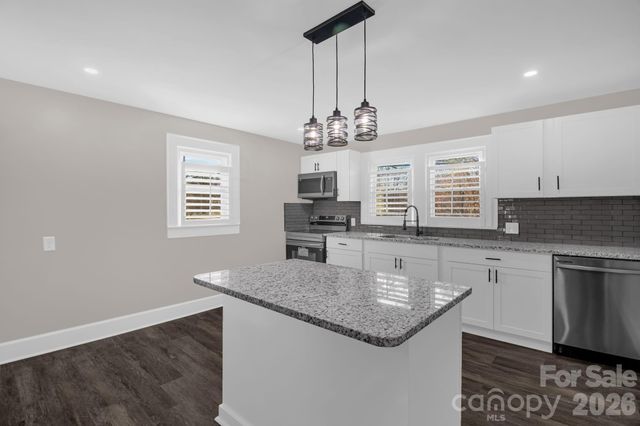 156 Payne Road, Thomasville, NC 27360