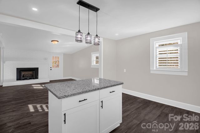 156 Payne Road, Thomasville, NC 27360