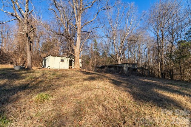 156 Payne Road, Thomasville, NC 27360