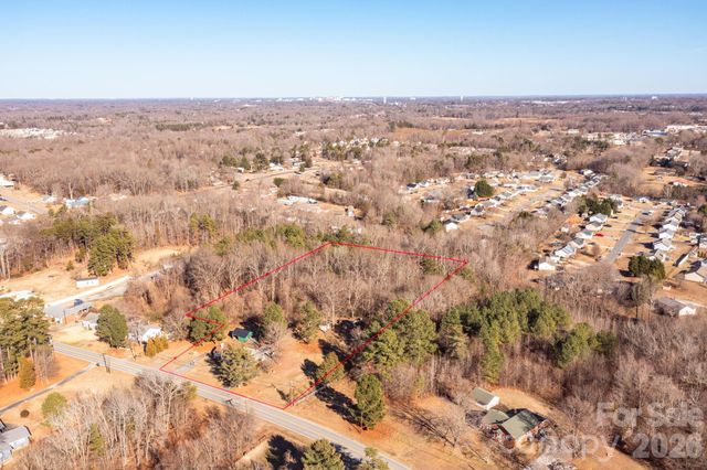 156 Payne Road, Thomasville, NC 27360