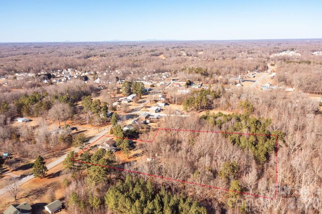 156 Payne Road, Thomasville, NC 27360