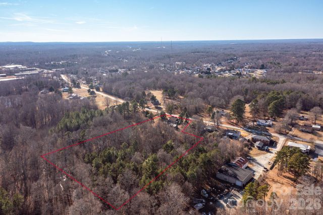 156 Payne Road, Thomasville, NC 27360