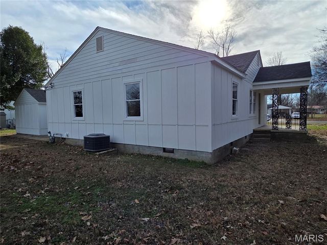 312 Hardin Street, Sikeston, MO 63801