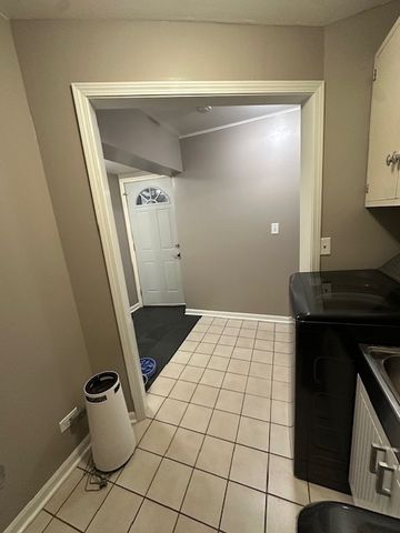 10032 S Cicero Avenue, Oak Lawn, IL 60453