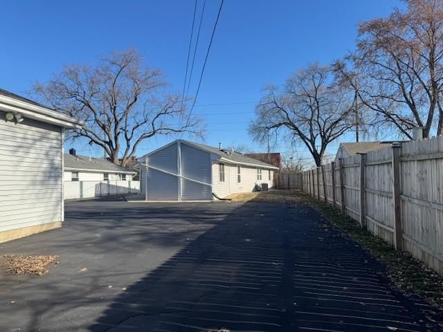 10032 S Cicero Avenue, Oak Lawn, IL 60453