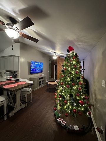 10032 S Cicero Avenue, Oak Lawn, IL 60453