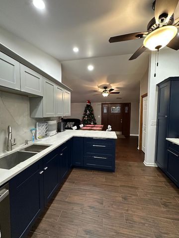 10032 S Cicero Avenue, Oak Lawn, IL 60453