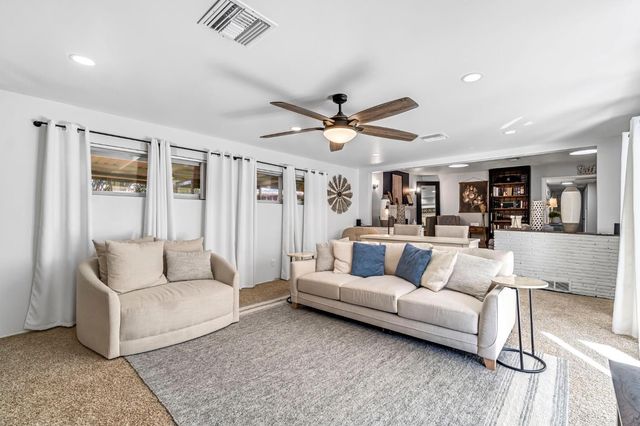 1511 E Almendra Drive, Fresno, CA 93710