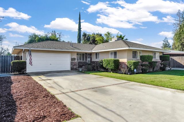 1511 E Almendra Drive, Fresno, CA 93710