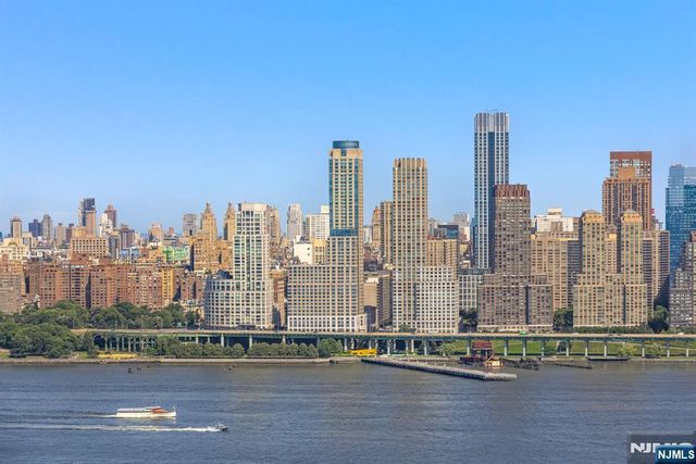 6050 Boulevard East 22GH, West New York, NJ 07093