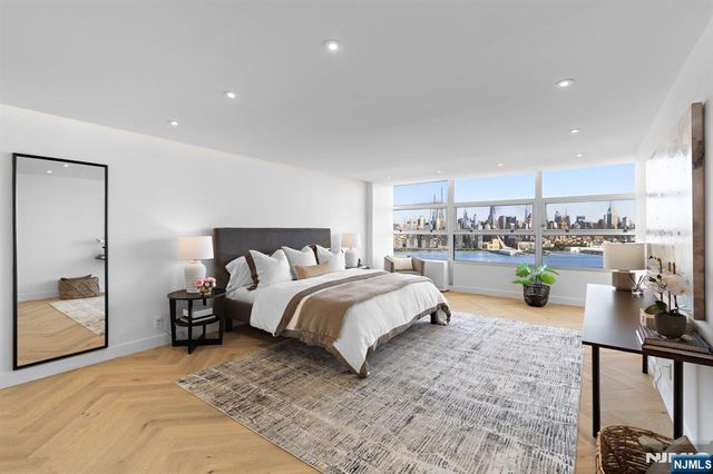 6050 Boulevard East 22GH, West New York, NJ 07093