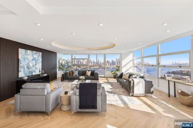 6050 Boulevard East 22GH, West New York, NJ 07093