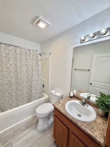 3035 SW Arlan Lane, Ankeny, IA 50023