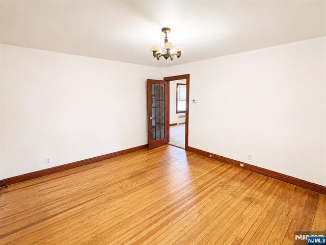 345 4th Street, Saddle Brook, NJ 07663