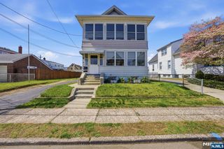 345 4th Street, Saddle Brook, NJ 07663