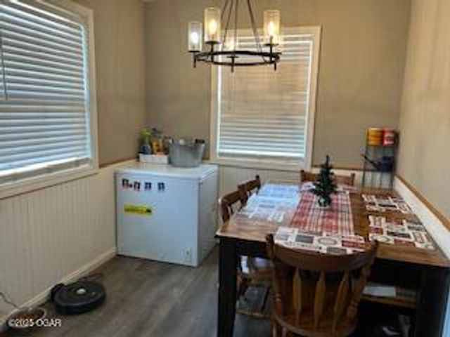 712 W Austin Street, Webb City, MO 64870