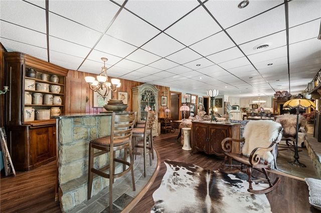 100 Lee Ln, Allegheny Twp, PA 15656