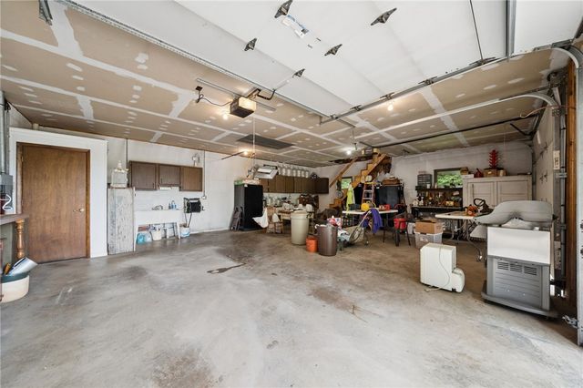 100 Lee Ln, Allegheny Twp, PA 15656