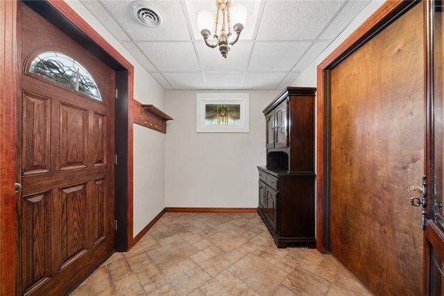 100 Lee Ln, Allegheny Twp, PA 15656
