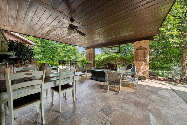 100 Lee Ln, Allegheny Twp, PA 15656