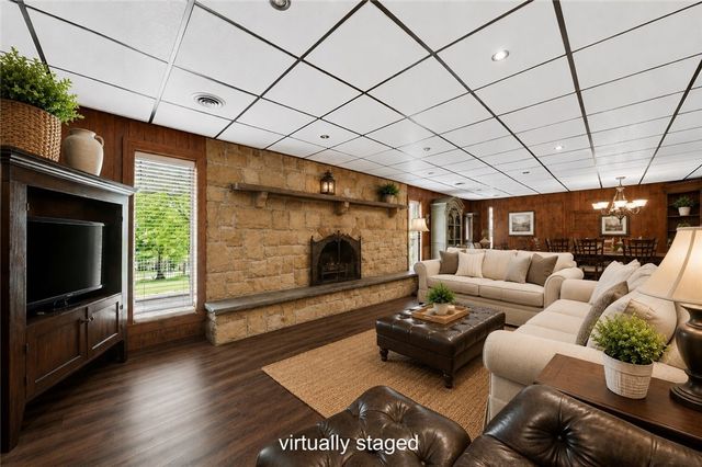 100 Lee Ln, Allegheny Twp, PA 15656