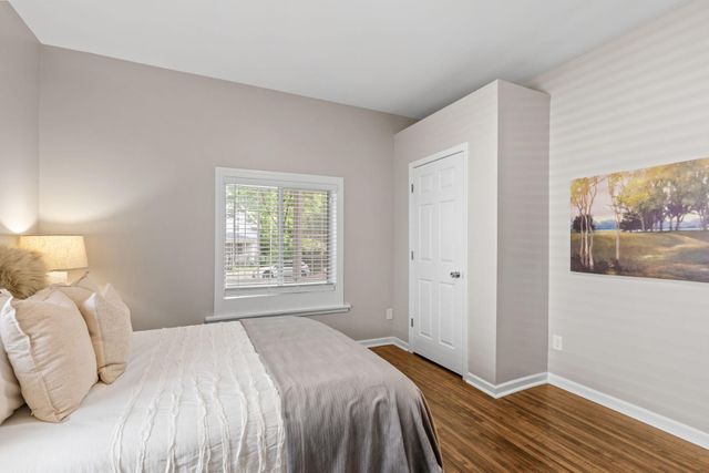 55 Front Avenue, Saint Paul, MN 55117