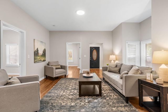 55 Front Avenue, Saint Paul, MN 55117