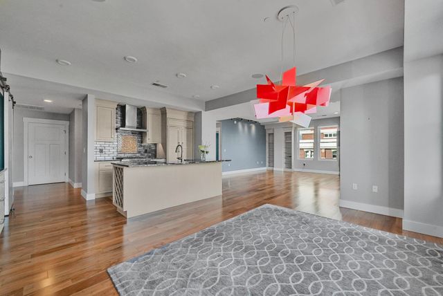 215 Washington Street, Traverse City, MI 49684