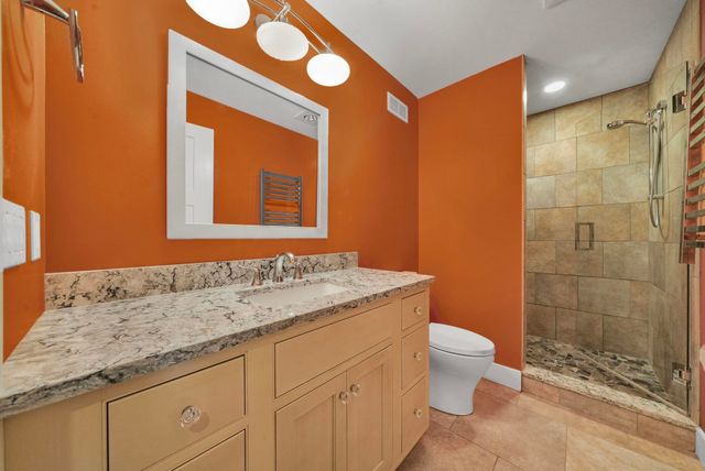 215 Washington Street, Traverse City, MI 49684