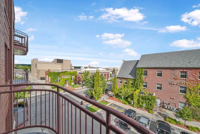 215 Washington Street, Traverse City, MI 49684