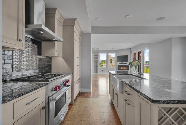 215 Washington Street, Traverse City, MI 49684