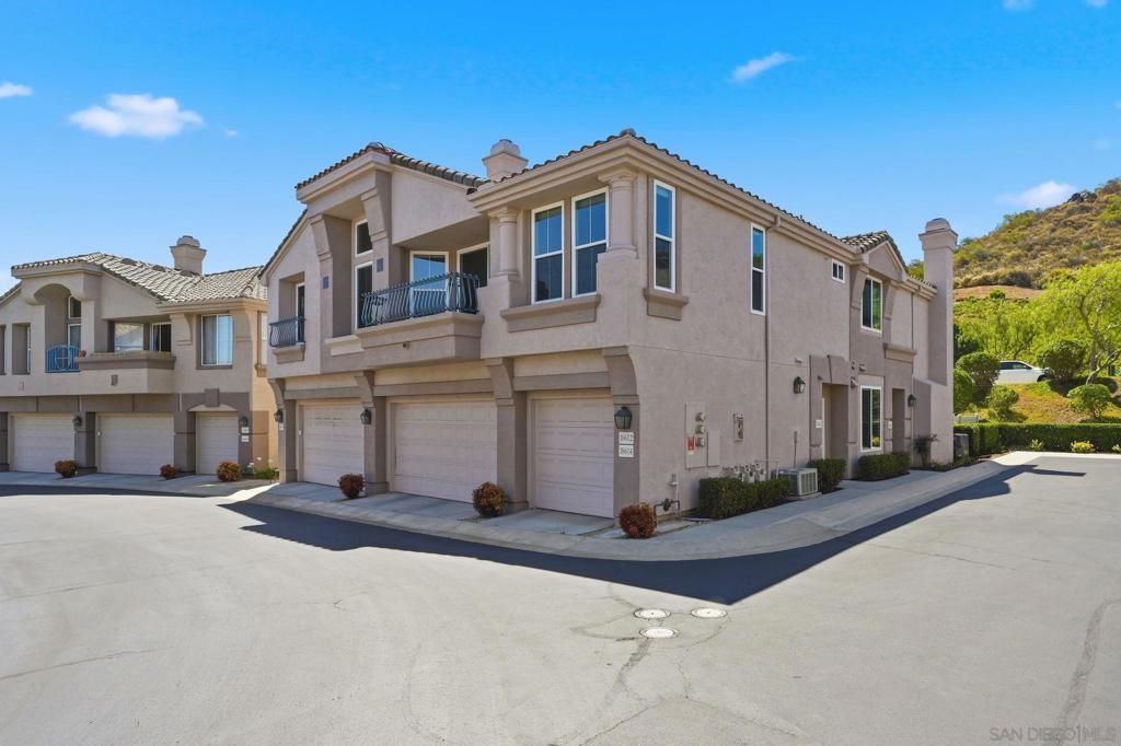 Image 1 of property listing at 18612 Caminito Pasadero, San Diego, CA 92128