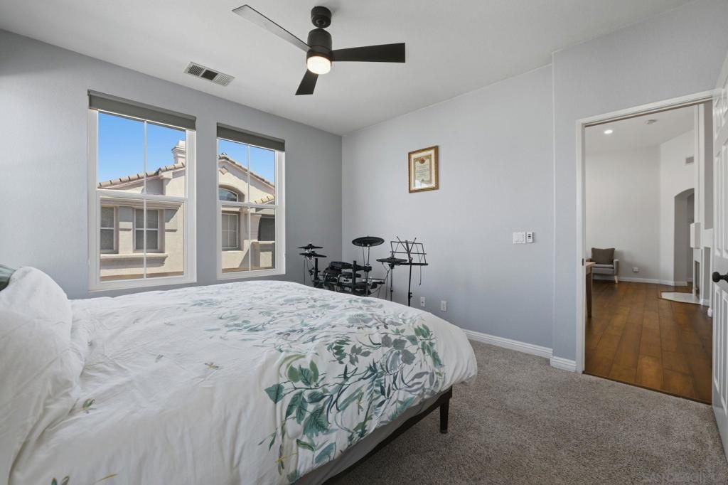 Image 20 of property listing at 18612 Caminito Pasadero, San Diego, CA 92128