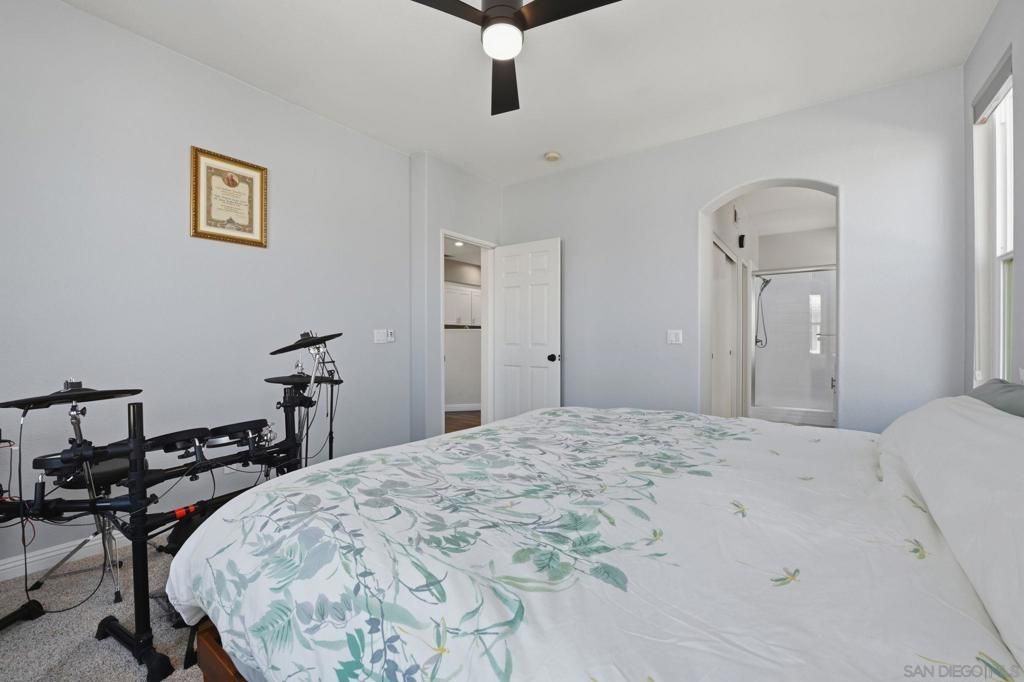 Image 21 of property listing at 18612 Caminito Pasadero, San Diego, CA 92128