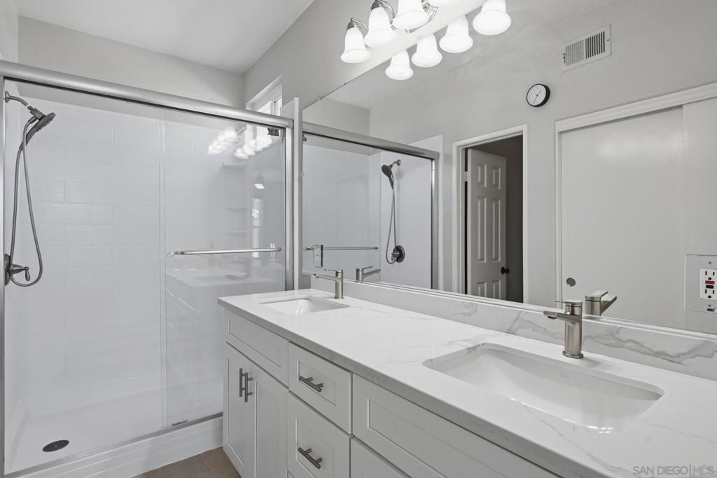 Image 22 of property listing at 18612 Caminito Pasadero, San Diego, CA 92128