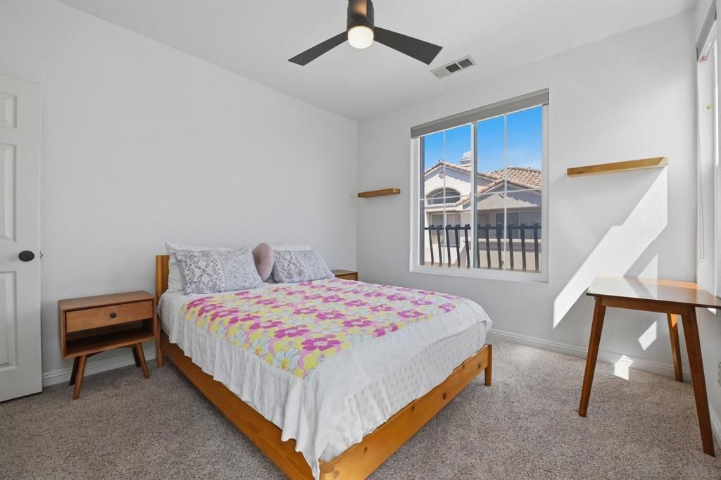 Image 25 of property listing at 18612 Caminito Pasadero, San Diego, CA 92128