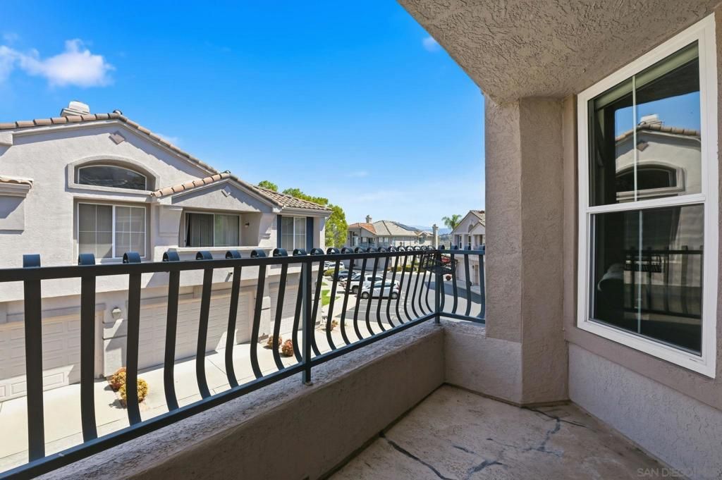 Image 28 of property listing at 18612 Caminito Pasadero, San Diego, CA 92128