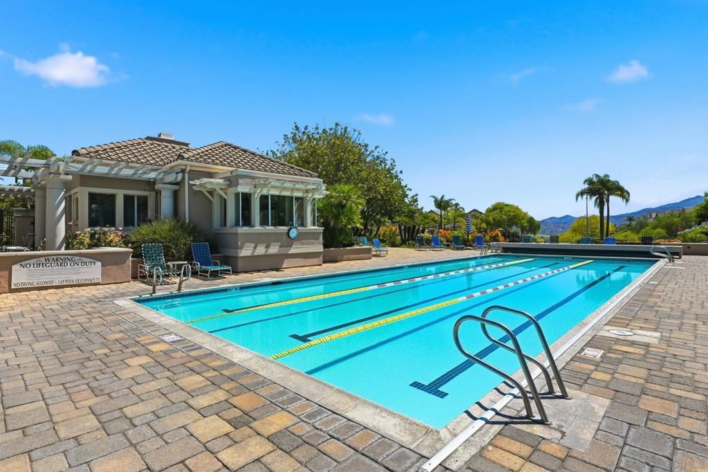 Image 37 of property listing at 18612 Caminito Pasadero, San Diego, CA 92128