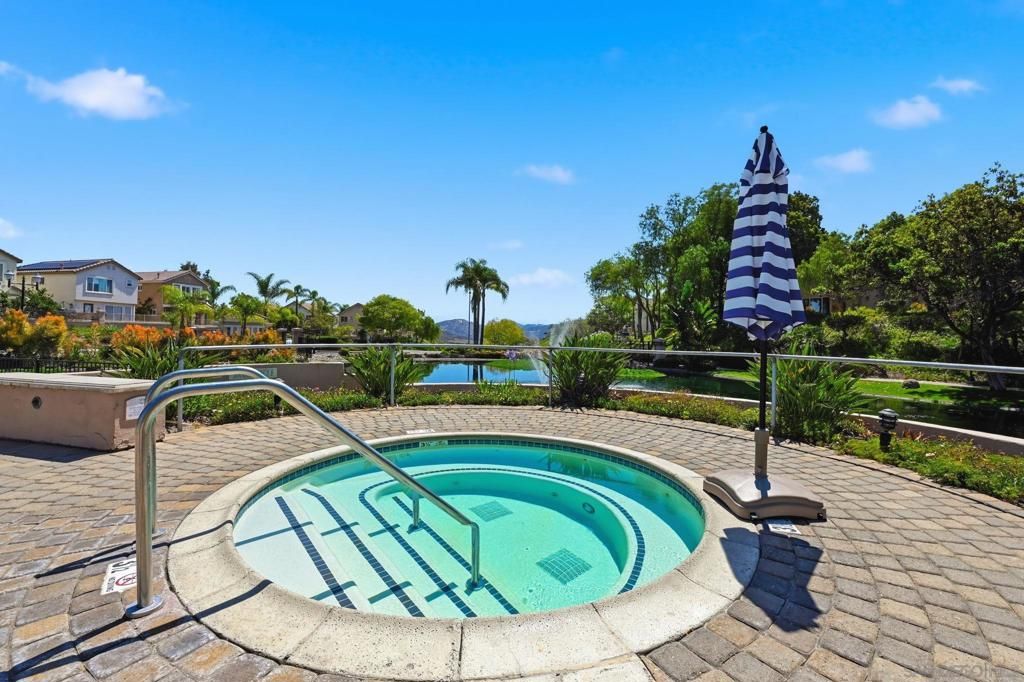Image 38 of property listing at 18612 Caminito Pasadero, San Diego, CA 92128