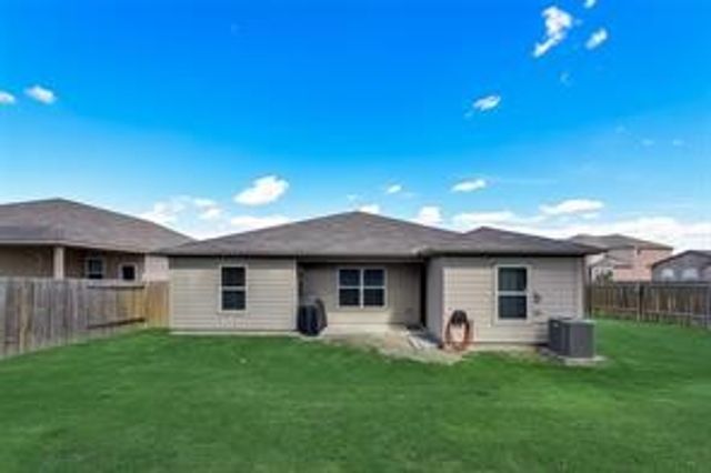 1300 Clegg Street, Howe, TX 75459