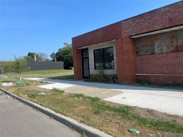 15311 Joy Road, Detroit, MI 48228