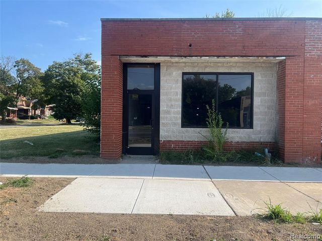 15311 Joy Road, Detroit, MI 48228