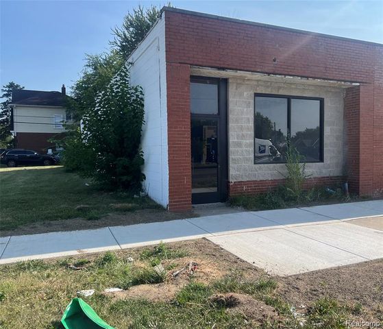 15311 Joy Road, Detroit, MI 48228