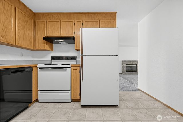 7603 46th Avenue E, Tacoma, WA 98443