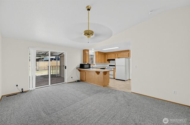 7603 46th Avenue E, Tacoma, WA 98443