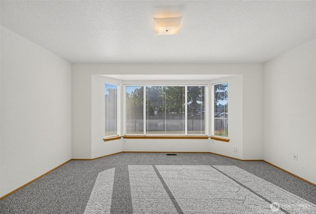 7603 46th Avenue E, Tacoma, WA 98443