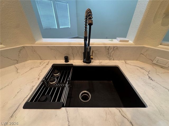 1510 Plaza Centre Drive 105, Las Vegas, NV 89135